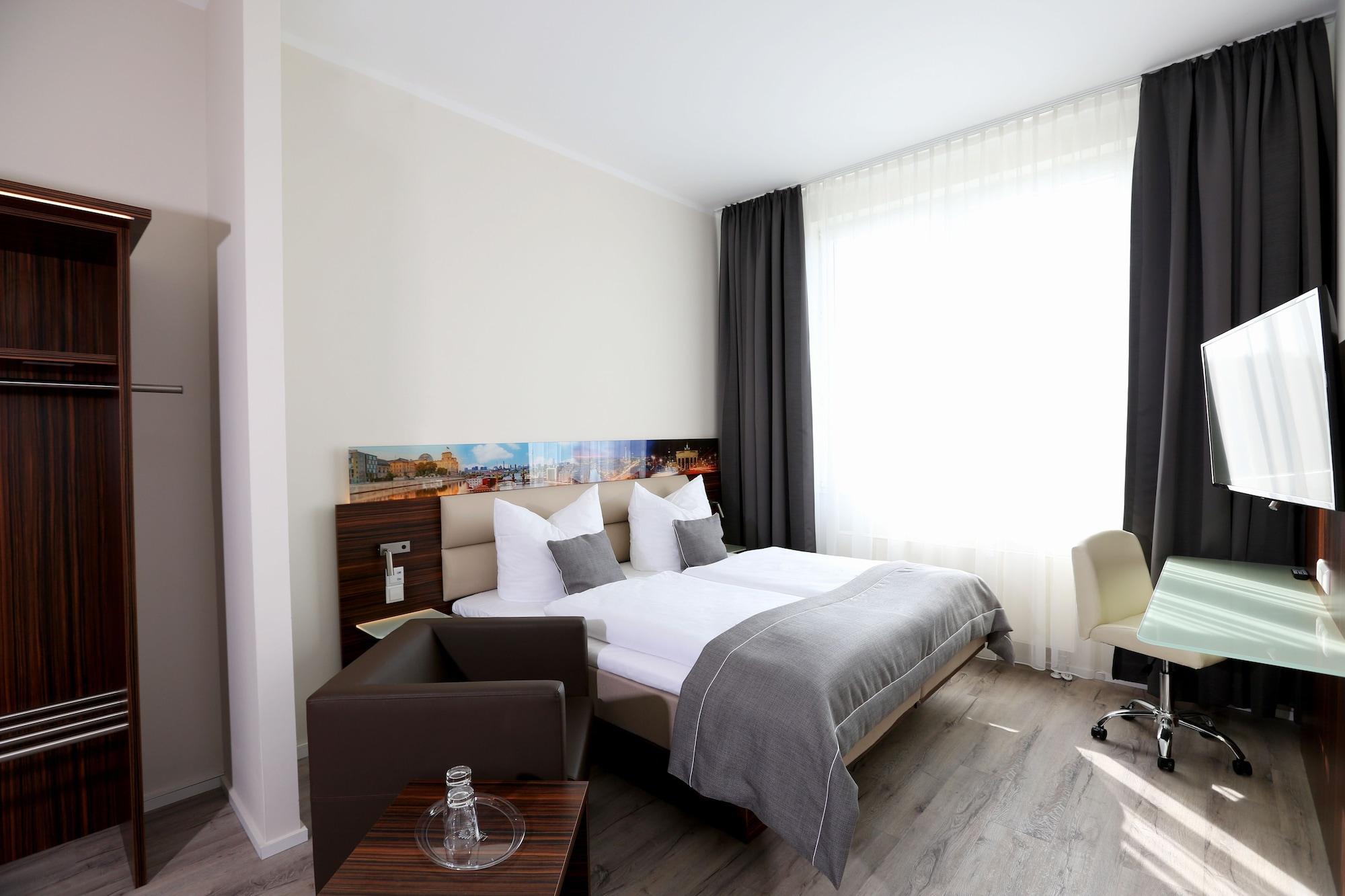 H24 Hoteltow Buitenkant foto