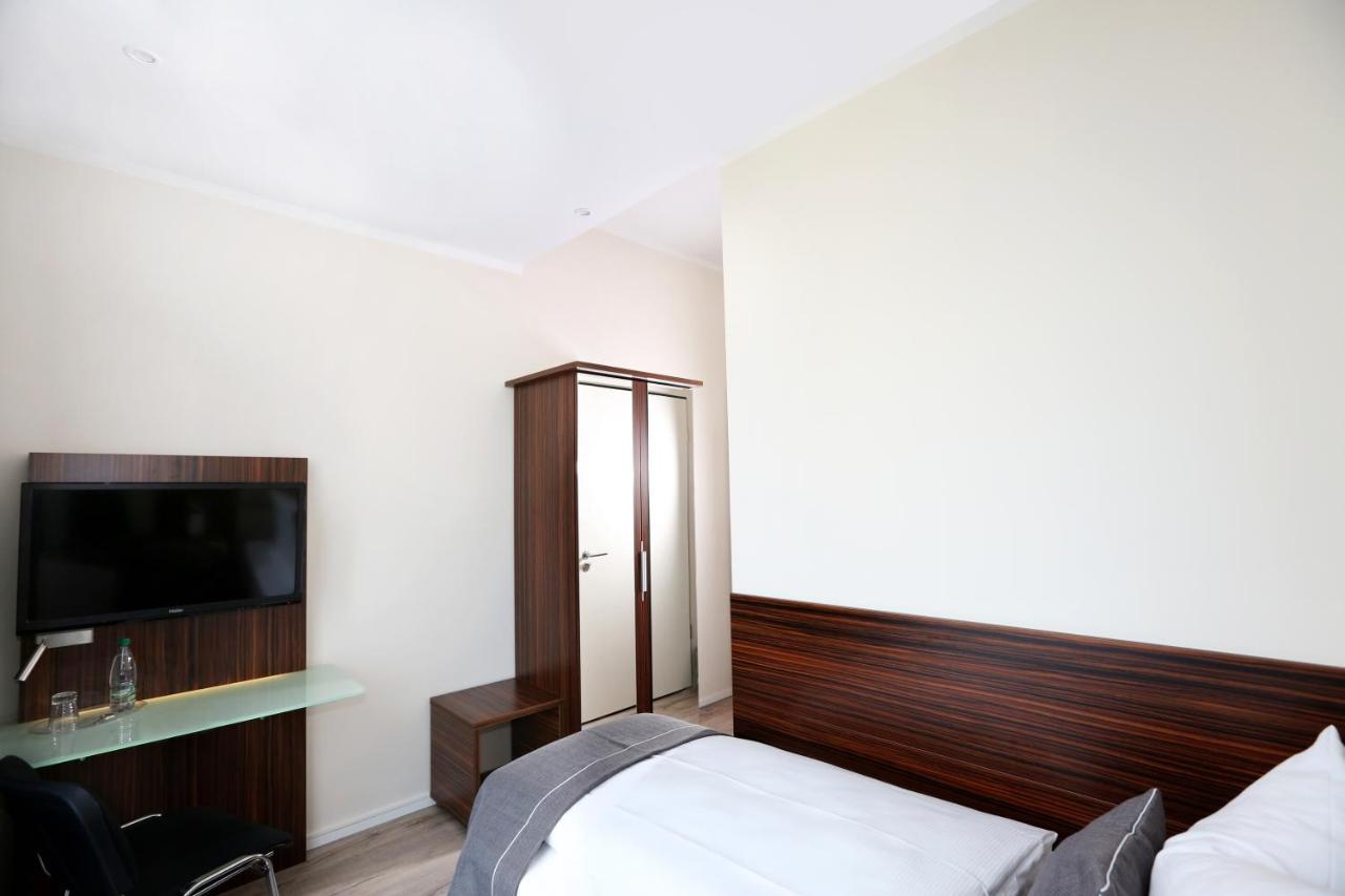 H24 Hoteltow Buitenkant foto
