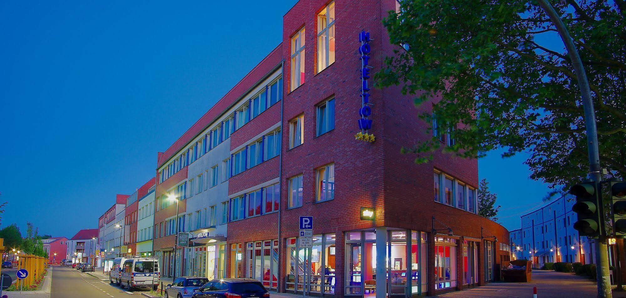 H24 Hoteltow Buitenkant foto
