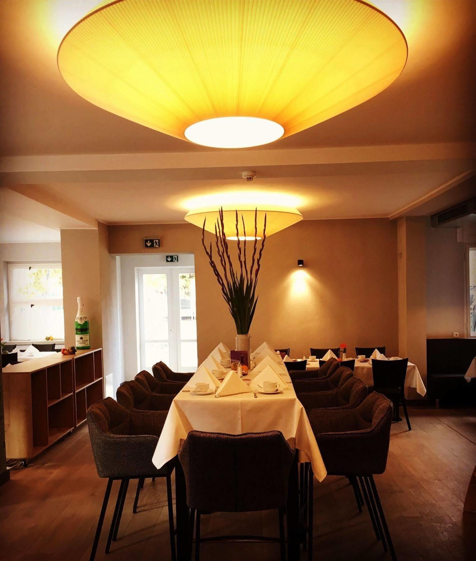 H24 Hoteltow Buitenkant foto