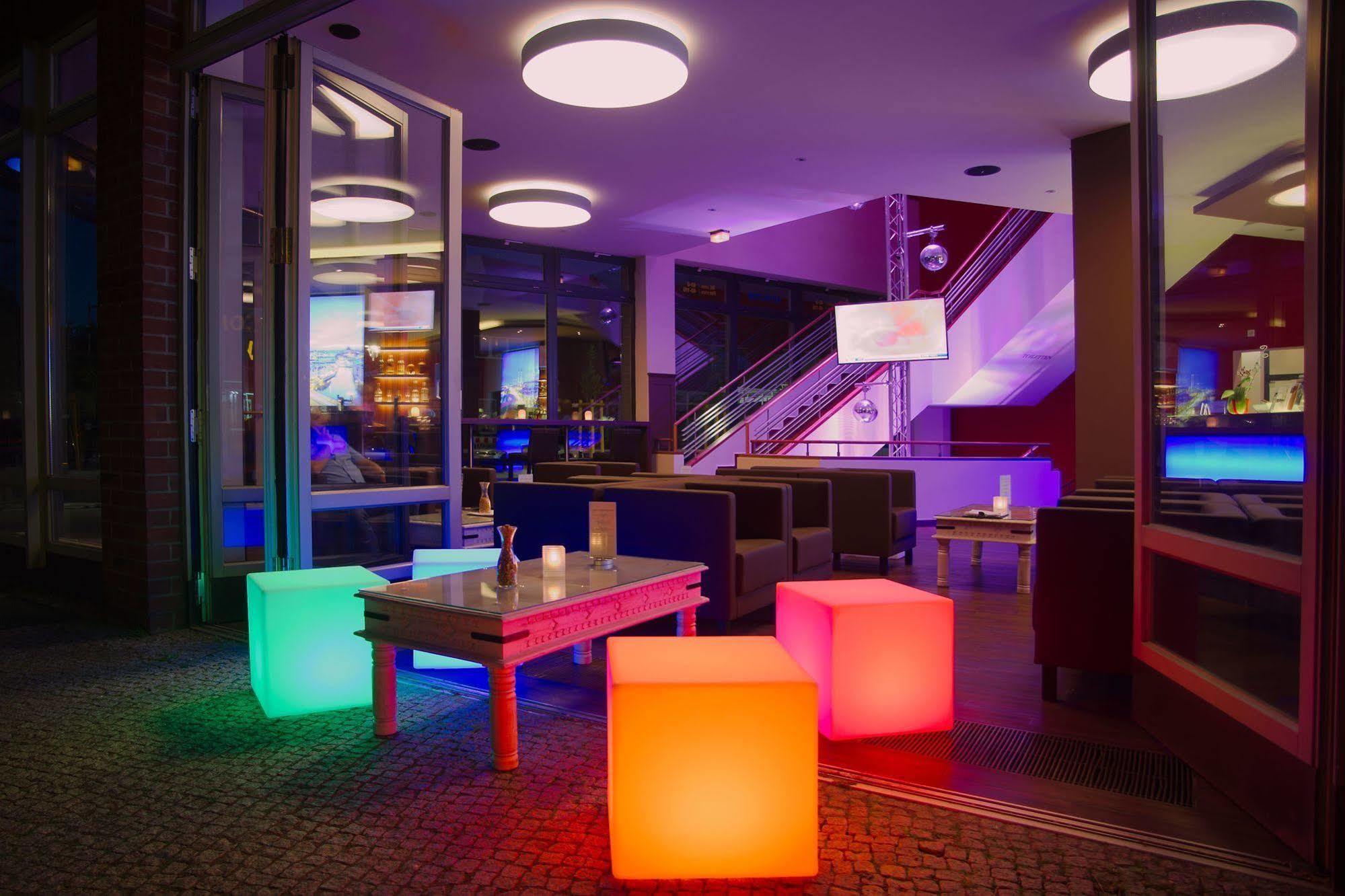 H24 Hoteltow Buitenkant foto