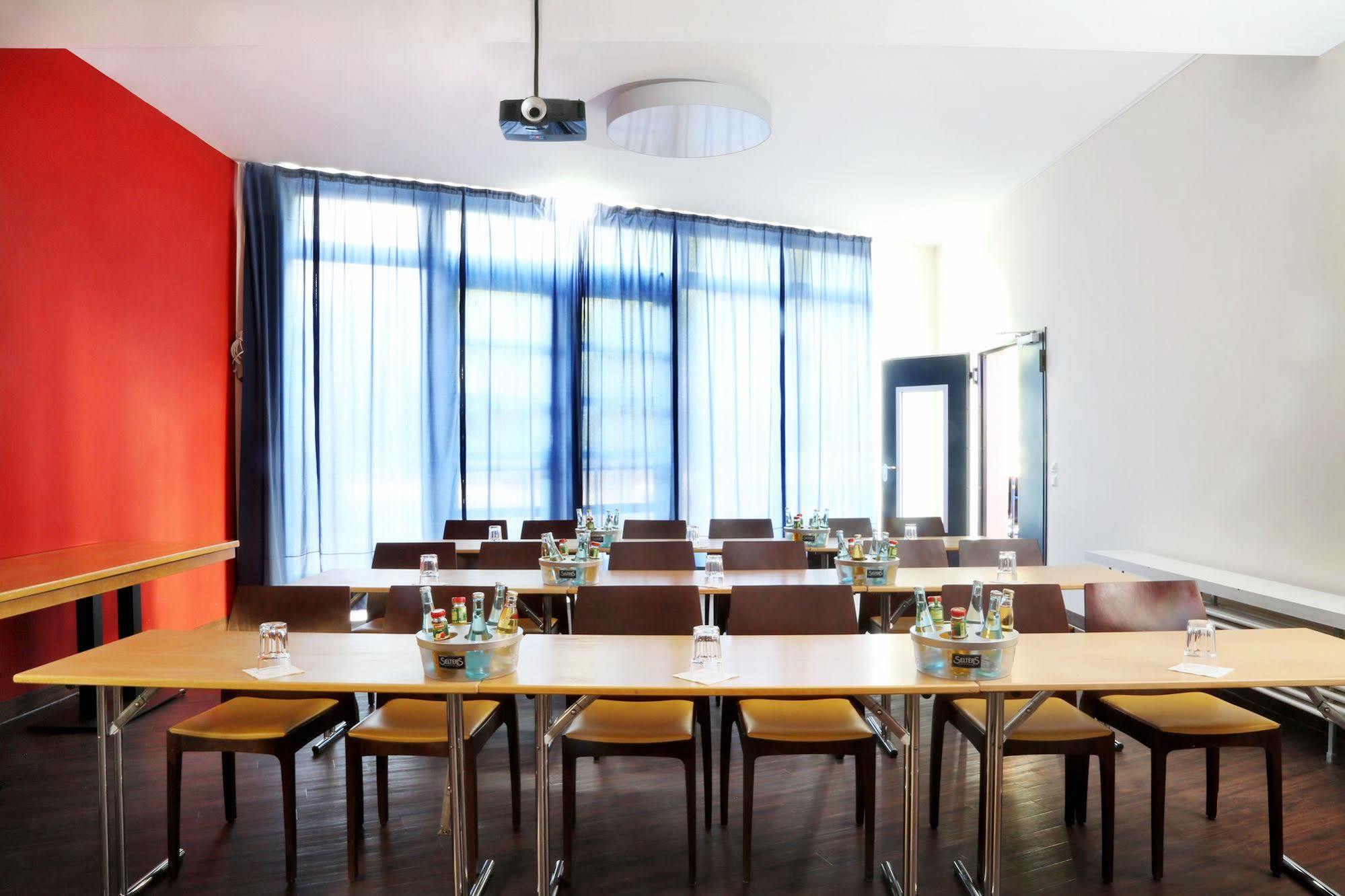 H24 Hoteltow Buitenkant foto